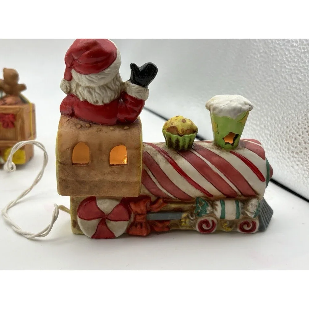 Vintage Santa Elf Christmas Lighted Train Set 5 Pc Ceramic Bisque w/ Box Works